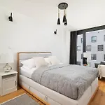 Apartment Easy Rent- Unia Art 90, Basen & Spa, Centrum Free Parking 24h Check-in