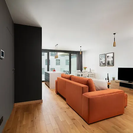 Apartment Easy Rent- Unia Art 90, Basen & Spa, Centrum Free Parking 24h Check-in