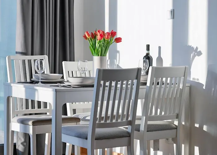 Easy Rent- Unia Art 90, Basen & Spa, Centrum Free Parking 24h Check-in