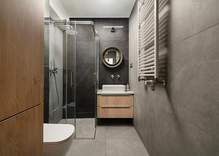 Easy Rent- Unia Art 90, Basen & Spa, Centrum Free Parking 24h Check-in Apartment *