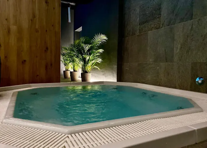 Easy Rent- Unia Art 90, Basen & Spa, Centrum Free Parking 24h Check-in Apartment *